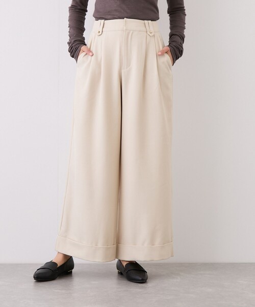 Jayro(ジャイロ)の「ボタンデザインワイドストレートパンツ(その他パンツ・レディース・ベージュ/チャコールグレー・M)」の2枚目の写真