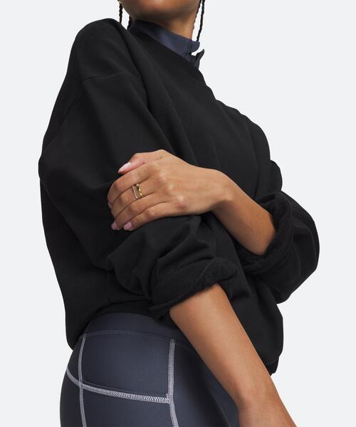 UNDER ARMOUR(アンダーアーマー)の「UAアイコンフリース クルー(ライフスタイル/レディース)(スウェット・レディース・ブラック系・XL/L/S/M)」の3枚目の写真