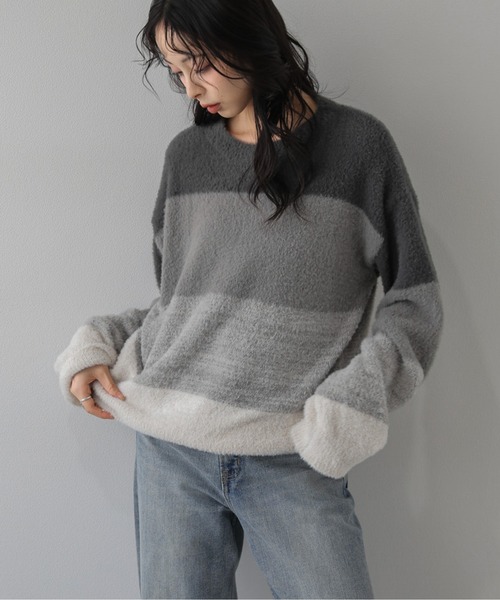 La-gemme(ラジェム)の「ニュアンスワイドボーダー/起毛ニットプルオーバー/長袖/ゆったり(ニット/セーター・レディース・ブラウン/ブラック/グレー・フリー)」の8枚目の写真