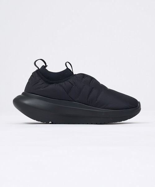 OOFOS(ウーフォス)の「【OOFOS/ウーフォス】Oomy Thermo Zen_Black/Black/シューズ/リカバリー/靴(スリッポン・レディース・ブラック・36/37/38)」の2枚目の写真