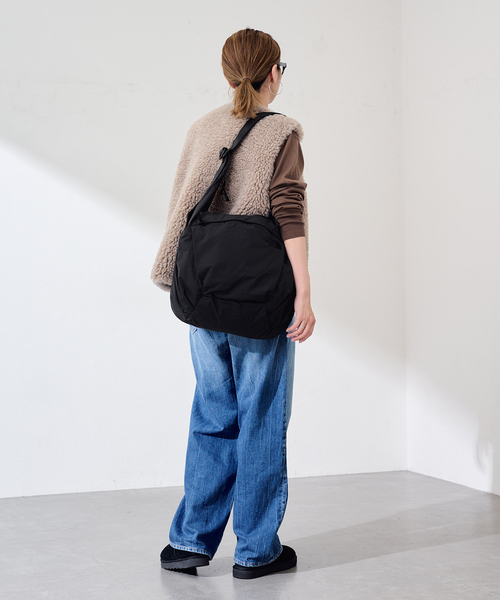 FRAMeWORK(フレームワーク)の「THE NORTH FACE / ザノースフェイス FICUS SHOULDER(ショルダーバッグ・レディース・ブラック/ライトグレー・FREE)」の4枚目の写真