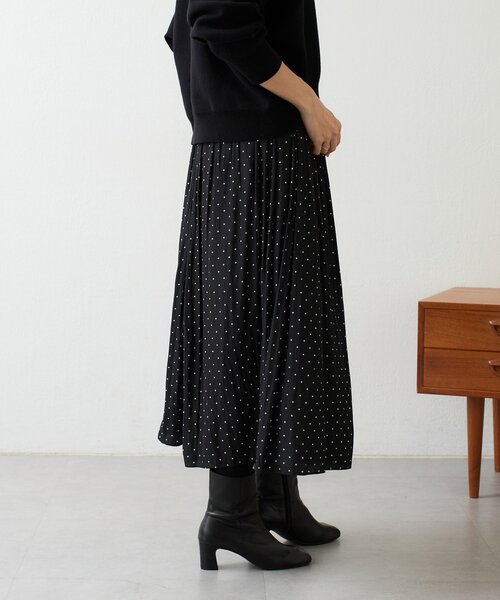 BEARDSLEY(ビアズリー)の「ドットシワシフォンギャザーパンツ(その他パンツ・レディース・ブラック・1/2/0)」の4枚目の写真