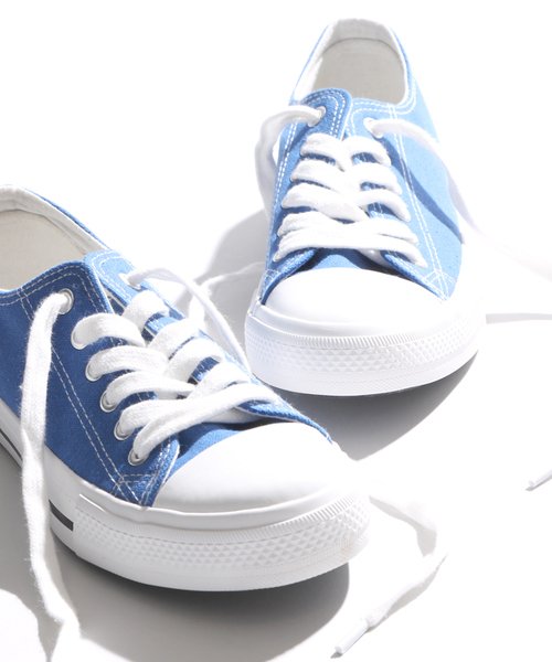 WEGO(ウィゴー)の「WEGO/キャンバスローカットスニーカー(スニーカー・レディース・ホワイト/ブラック/レッド/ブラック系その他/グリーン/パープル/オレンジ/ピンク/イエロー/ブルー・LARGE/MEDIUM)」の5枚目の写真