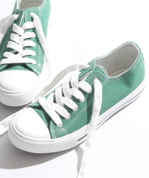 WEGO(ウィゴー)の「WEGO/キャンバスローカットスニーカー(スニーカー・レディース・ホワイト/ブラック/レッド/ブラック系その他/グリーン/パープル/オレンジ/ピンク/イエロー/ブルー・LARGE/MEDIUM)」の4枚目の写真