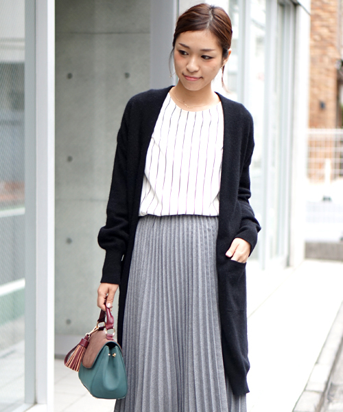 laboratory work（ラボラトリーワーク）の「フェレット混袖ボリュームロングカーデ（カーディガン/ボレロ・レディース・モカ/キャメル/杢グレー/ブラック・MEDIUM）」の2枚目の写真