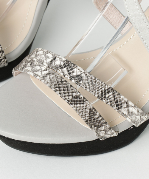 ORiental TRaffic（オリエンタルトラフィック）の「春夏新作★ストラップヒールサンダル★7221（サンダル・レディース・ベージュ/グレー/ブラック・M/S/L/LL）」の13枚目の写真