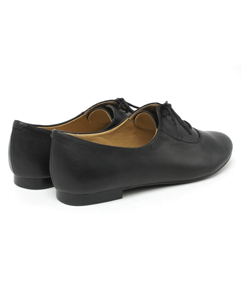 Another Edition(アナザーエディション)の「AE SOFTlaceUPカッター10(その他シューズ・レディース・ホワイト/ブラック・SMALL/MEDIUM/LARGE)」の5枚目の写真
