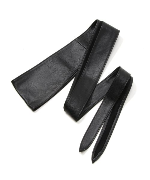 un dix cors（アンディコール）の「ソフトレザーサッシュベルト（ベルト・レディース・ブラック/ネイビー/ベージュ・ﾌﾘ-）」の4枚目の写真