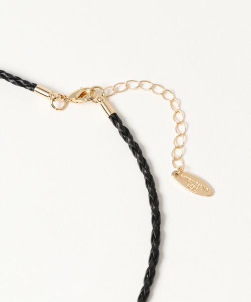 NATURAL BEAUTY BASIC(ナチュラルビューティーベーシック)の「メタルチャームチョーカー(チョーカー・レディース・ブラック・フリ-)」の3枚目の写真