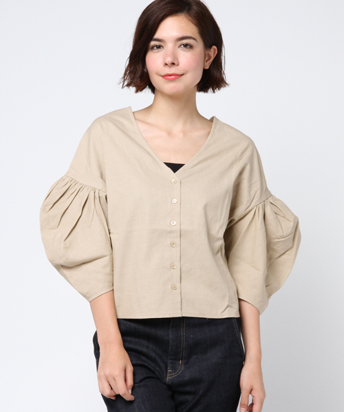 Re:EDIT（リエディ）の「綿麻マルチウェイバルーン袖ブラウス（シャツ/ブラウス・レディース・ブラック/アイボリー/カーキ/ブラウン/レッド/グリーン/ブルー/ベージュ/マスタード・LARGE/MEDIUM）」の5枚目の写真