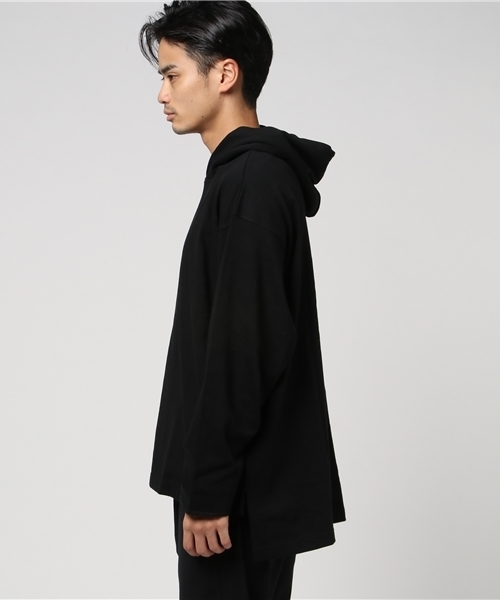 niko and...(ニコアンド)の「<NUMERALS>度詰めパーカープルオーバー(パーカー・メンズ・ベージュ/ブラック/ホワイト・MEDIUM/SMALL/LARGE)」の7枚目の写真