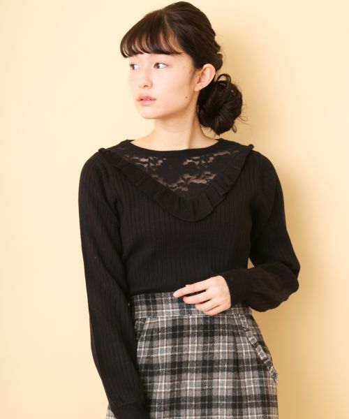 OLIVE des OLIVE(オリーブデオリーブ)の「レース切替えフリル プルオーバー(ニット/セーター・レディース・ブラック/オフホワイト/ボルドー/ラベンダー・FREE)」の3枚目の写真
