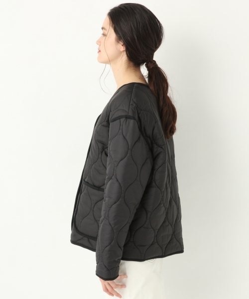 A part by（アパートバイ）の「Pキルティングジャケット 782513（ブルゾン・レディース・ブラック/カーキ・FREE）」の4枚目の写真