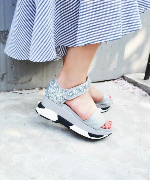 EVOL（イーボル）の「【EVOL】ILIMA 軽量プラットホームサンダル（サンダル・レディース・グレー/ネイビー/ブラック・LARGE/MEDIUM/SMALL）」の16枚目の写真