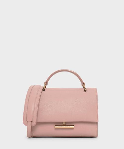 CHARLES & KEITH(チャールズ & キース)の「プッシュロックフロントフラップバッグ / PUSH-LOCK FRONT FLAP BAG(ハンドバッグ・レディース・ダークグリーン/マスタード/ピンク系その他/プラム・M)」の2枚目の写真