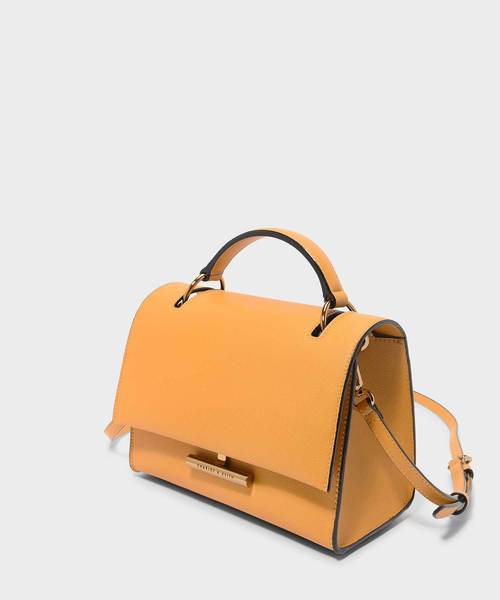 CHARLES & KEITH(チャールズ & キース)の「プッシュロックフロントフラップバッグ / PUSH-LOCK FRONT FLAP BAG(ハンドバッグ・レディース・ダークグリーン/マスタード/ピンク系その他/プラム・M)」の14枚目の写真