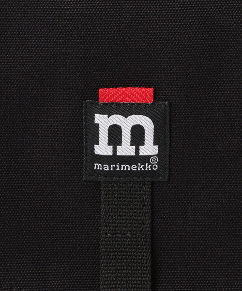 marimekko(マリメッコ)の「marimekko / Magneettilaukku ショルダーバッグ <UNISEX>(ショルダーバッグ・レディース・ブラック/ネイビー・ONE SIZE)」の15枚目の写真