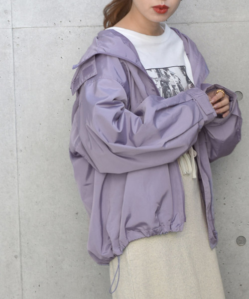 w closet（ダブルクローゼット）の「ポリナイロンマウンテンパーカー（マウンテンパーカー・レディース・ベージュ/パープル/マルチ/グレイッシュベージュ・FREE）」の3枚目の写真