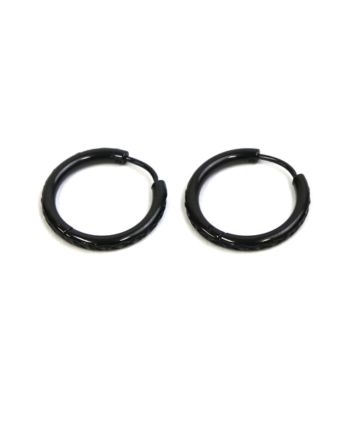 YArKA(ヤーカ)の「【YArKA/ヤーカ】stainless series pilamid circle pierce/ステンレス ピラミッド模様サークルピアス(ピアス(両耳用)・レディース・ゴールド/シルバー/ブラック・FREE)」の9枚目の写真