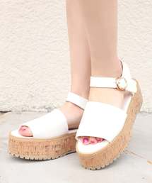 厚底フラットサンダル