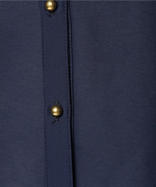 DISCOAT(ディスコート)の「【Discoat】肩フリルノースリアンサンブル(シャツ/ブラウス・レディース・ネイビー/コバルトブルー/オフホワイト・フリ-)」の13枚目の写真