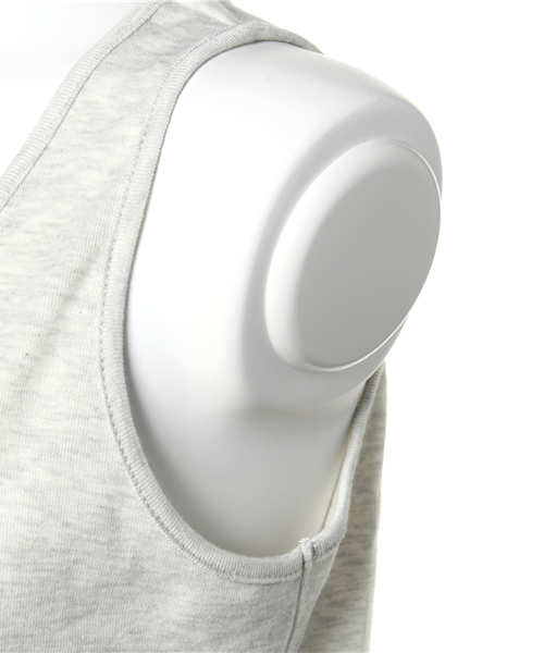 DISCOAT(ディスコート)の「【Discoat】肩フリルノースリアンサンブル(シャツ/ブラウス・レディース・ネイビー/コバルトブルー/オフホワイト・フリ-)」の15枚目の写真