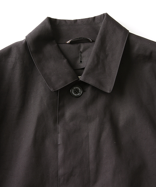 BEAMS(ビームス)の「Traditional Weatherwear × BEAMS / 別注 SELBY (ステンカラーコート・メンズ・ネイビー/ブラック/オレンジ・X-LARGE/LARGE/SMALL/MEDIUM)」の7枚目の写真