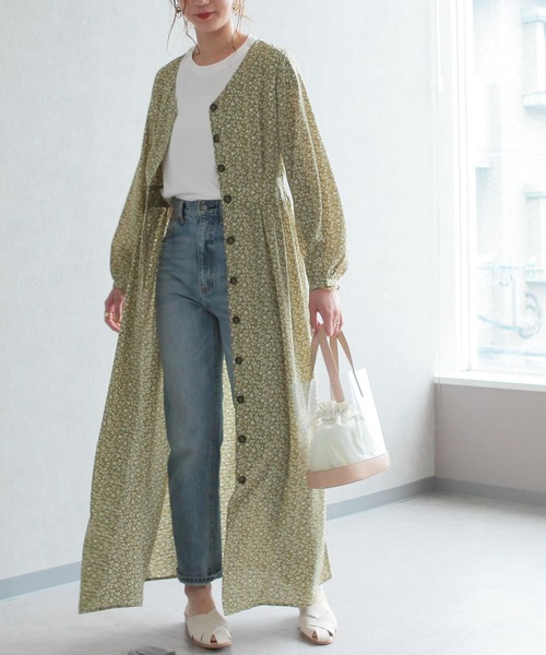 reca（レカ）の「前ボタンVネック小花柄マキシ丈ワンピース（Tシャツ/カットソー・レディース・オリーブ/ブラック/ホワイト・M）」の8枚目の写真