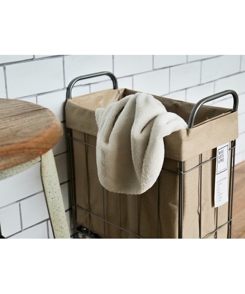 BRID（ブリッド）の「ブリッド フォールディング ランドリー スクエアバスケット 収納 / BRID FOLDING LAUNDRY_SQUARE BASKET with CASTER［28L］（収納グッズ・レディース・ホワイト/ライトグレー/ベージュ/ダークグレー/ブラウン・FREE）」の12枚目の写真