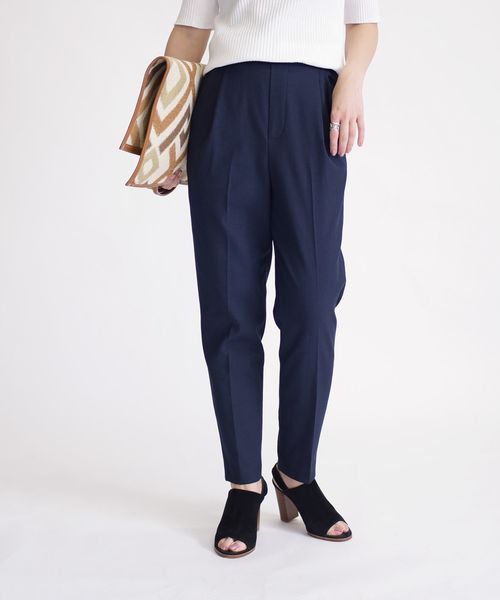 SHIPS(シップス)の「〈手洗い可能〉ウォッシャブルテーパードパンツ 9/L(その他パンツ・レディース・ベージュ/ネイビー/オフホワイト/グリーン・40/38/36/34)」の4枚目の写真