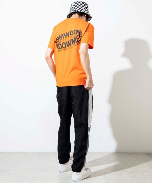 WEGO（ウィゴー）の「WEGO/サークルロゴTシャツ（Tシャツ/カットソー・メンズ・オレンジ・SMALL/MEDIUM/LARGE）」の3枚目の写真