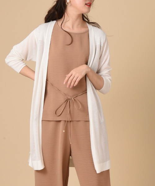 INTERPLANET（インタープラネット）の「さらさらサイド釦ミドルカーデ（カーディガン/ボレロ・レディース・ベージュ/グレー/オフホワイト/ブルー・FREE）」の2枚目の写真