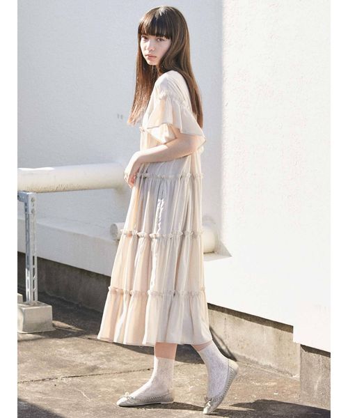 merry jenny（メリージェニー）の「ティアードティアードスリーブワンピース（ワンピース・レディース・ベージュ/ブラック・FREE）」の15枚目の写真