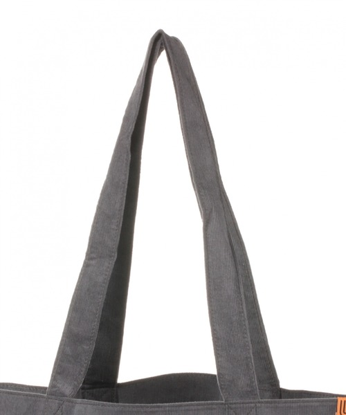 UNIVERSAL OVERALL（ユニバーサルオーバーオール）の「【UNIVERSAL OVERALL】別注コーデュロイトート（トートバッグ・メンズ・チャコール/ベージュ/ダークブラウン/ダークグレー・FREE）」の11枚目の写真