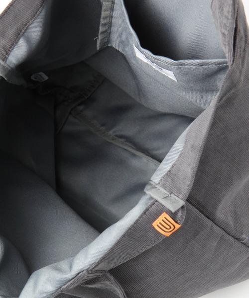 UNIVERSAL OVERALL（ユニバーサルオーバーオール）の「【UNIVERSAL OVERALL】別注コーデュロイトート（トートバッグ・メンズ・チャコール/ベージュ/ダークブラウン/ダークグレー・FREE）」の15枚目の写真