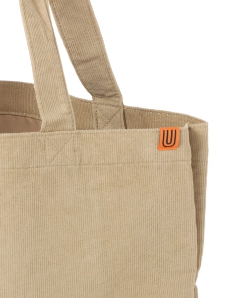 UNIVERSAL OVERALL（ユニバーサルオーバーオール）の「【UNIVERSAL OVERALL】別注コーデュロイトート（トートバッグ・メンズ・チャコール/ベージュ/ダークブラウン/ダークグレー・FREE）」の18枚目の写真