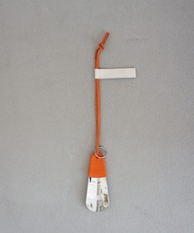 TIDEWAY（タイドウェイ）の「MONTH ITALY LEATHER シューホーン付キーホルダー（シューケア用品）」