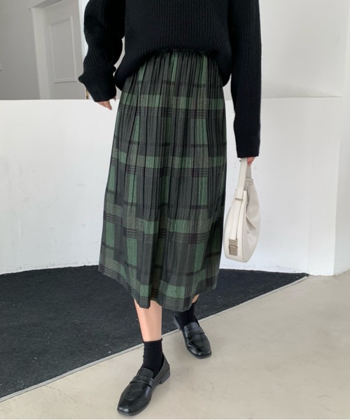 emi+（エミプラス）の「チェック柄ロングスカート（スカート・レディース・イエロー/グリーン/ブラウン/ベージュ/レッド/カーキ/ボルドー/オレンジ・M/L/S）」の4枚目の写真