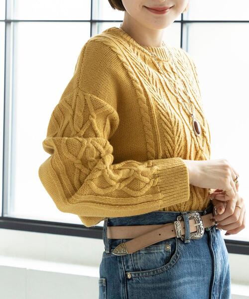 coen（コーエン）の「【WEB限定カラー】ケーブル編みニットプルオーバー#（ニット/セーター・レディース・ベージュ/マスタード/ブラック/オフホワイト/レッド/ケリー/グレー/ライトブルー・FREE）」の7枚目の写真