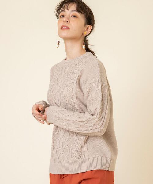 coen（コーエン）の「【WEB限定カラー】ケーブル編みニットプルオーバー#（ニット/セーター・レディース・ベージュ/マスタード/ブラック/オフホワイト/レッド/ケリー/グレー/ライトブルー・FREE）」の18枚目の写真