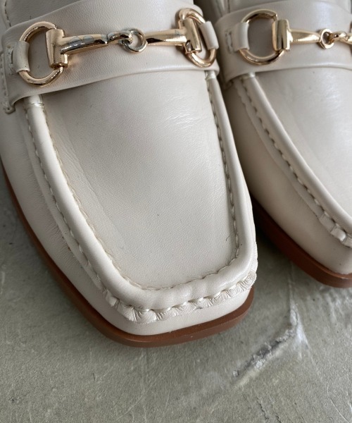 Aunt Marie's(アントマリーズ)の「スクエアトゥビットローファー/AUNT MARIE'S(ローファー・レディース・ブラック/アイボリー・SMALL/MEDIUM/LARGE)」の4枚目の写真