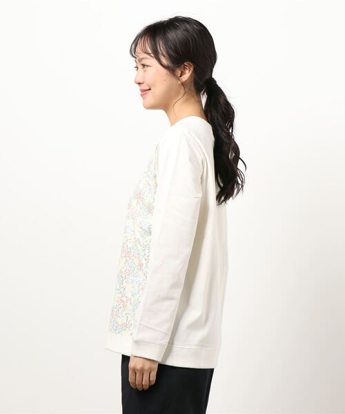 DECOY SINCE 1981(デコイシンスイチキュウハチイチ)の「オーガニックコットン小花柄プルオーバー(Tシャツ/カットソー・レディース・ネイビー/ベージュ・L/LL/M)」の5枚目の写真
