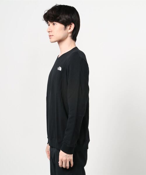 THE NORTH FACE（ザノースフェイス）の「THE NORTH FACE ロゴスウェット（スウェット・メンズ・ブラック/パープル/ネイビー・SMALL/MEDIUM/LARGE/X-LARGE）」の6枚目の写真