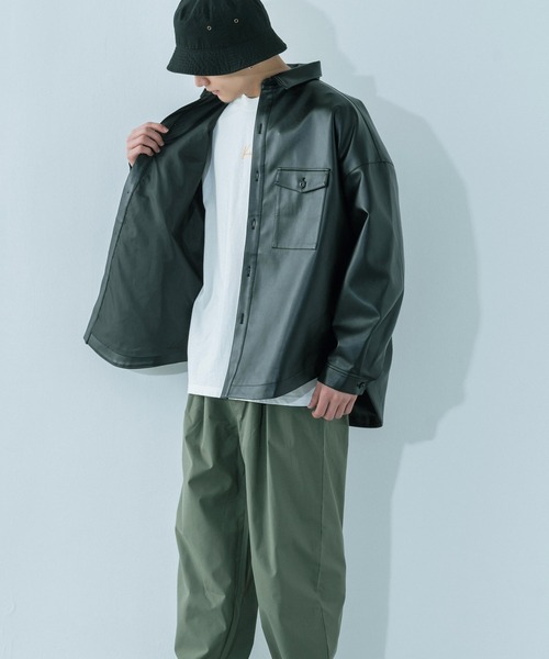 Ressaca(レサーカ)の「オーバーサイズ シンセティックレザーCPOジャケット(ブルゾン・メンズ・ブラック/ベージュ/サックスブルー・M/L/XL)」の5枚目の写真