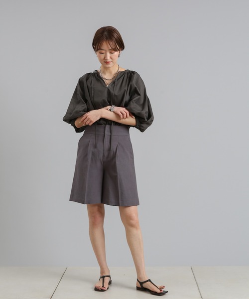 DouDou(ドゥドゥ)の「リネンショートパンツ(その他パンツ・レディース・ベージュ/チャコールグレー・FREE)」の7枚目の写真