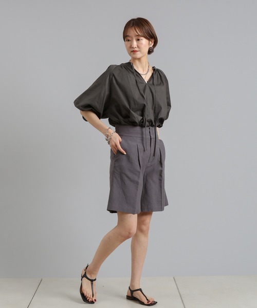 DouDou(ドゥドゥ)の「リネンショートパンツ(その他パンツ・レディース・ベージュ/チャコールグレー・FREE)」の6枚目の写真