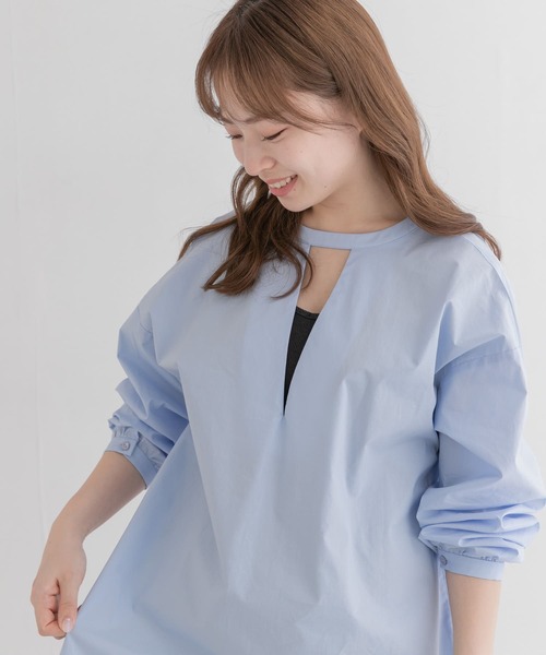 URBAN RESEARCH Sonny Label（アーバンリサーチサニーレーベル）の「タイプライター2WAYブラウス（Tシャツ/カットソー・レディース・ブラック/オフホワイト/ブルー系その他・FREE）」の4枚目の写真