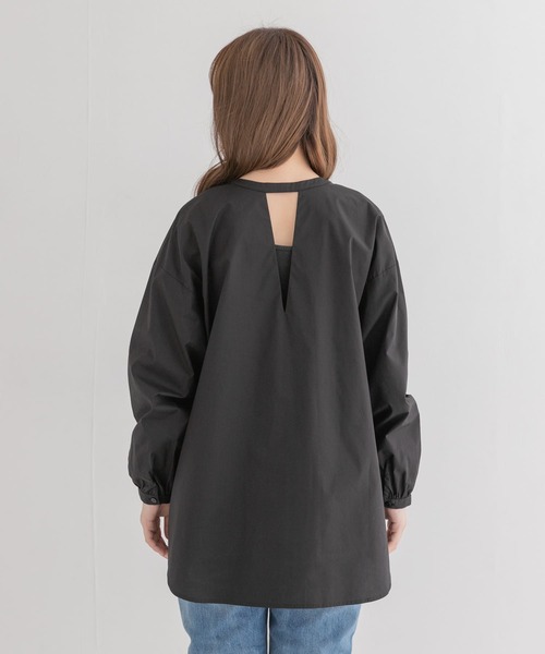 URBAN RESEARCH Sonny Label（アーバンリサーチサニーレーベル）の「タイプライター2WAYブラウス（Tシャツ/カットソー・レディース・ブラック/オフホワイト/ブルー系その他・FREE）」の11枚目の写真