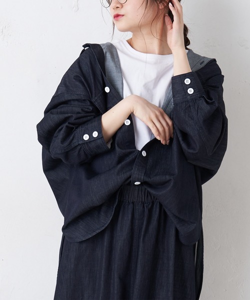 PUAL CE CIN（ピュアルセシン）の「【Ｄu noir】シャンブレーデニムブラウス（シャツ/ブラウス・レディース・ブラック/インディゴブルー・FREE）」の3枚目の写真