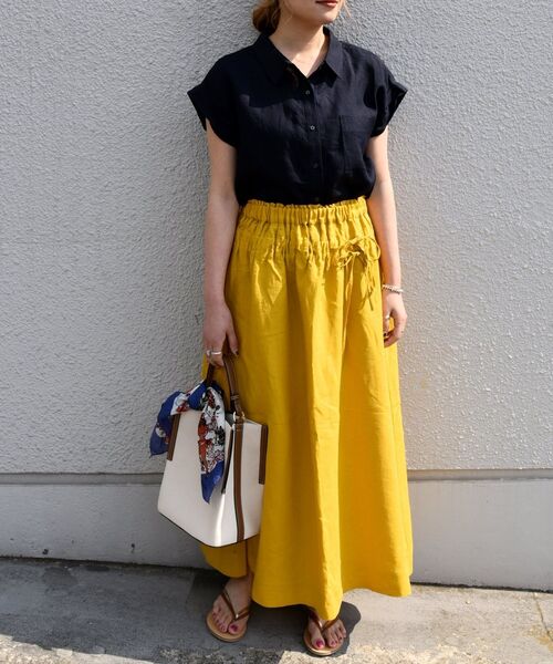 SHIPS any（シップス エニィ）の「SHIPS any: オーガニック リネン ダブル ギャザー スカート〈ウォッシャブル〉◇（スカート・レディース・イエロー/ネイビー・ONE SIZE）」の6枚目の写真